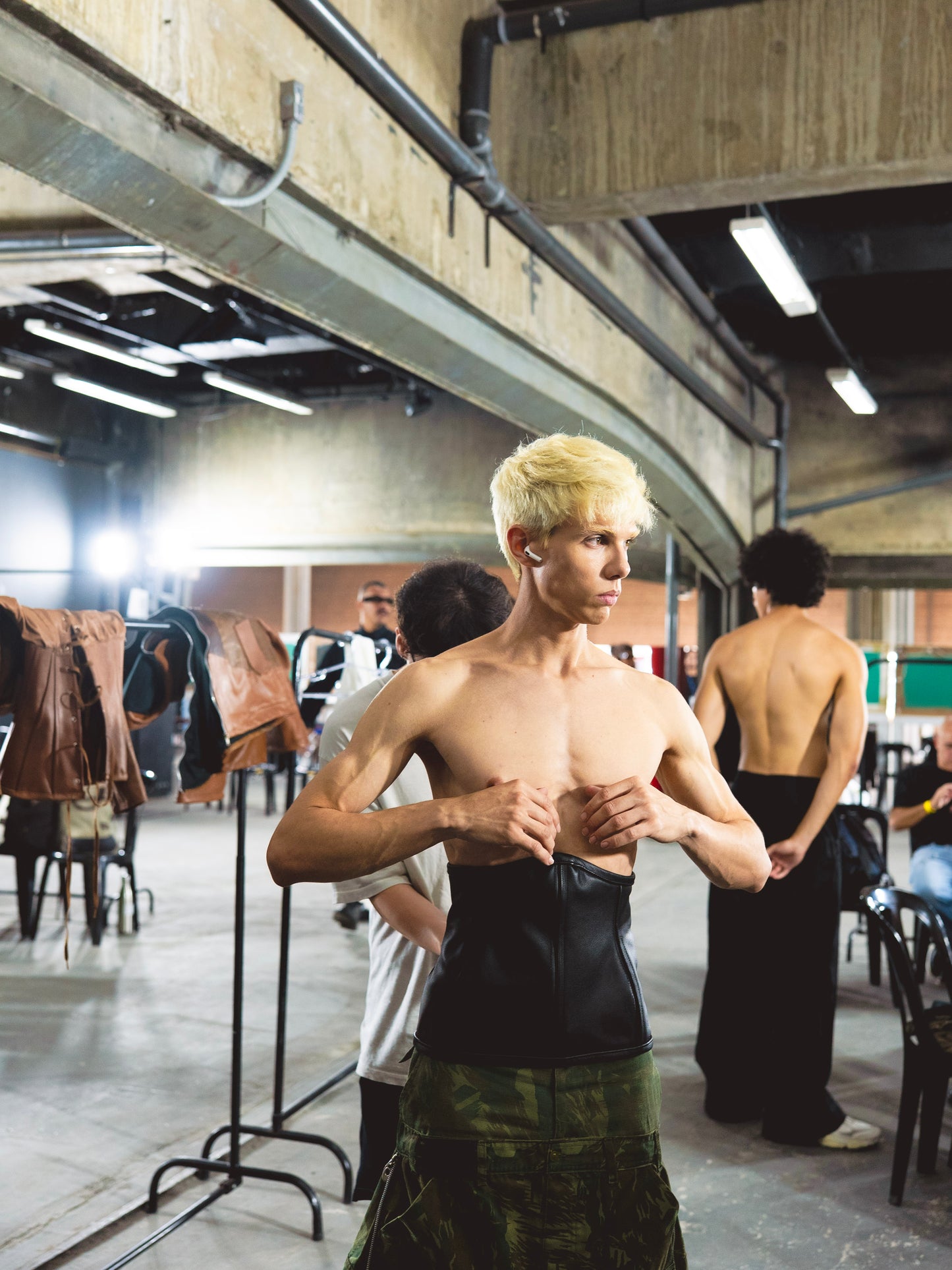 UNDERBUST (black leather)