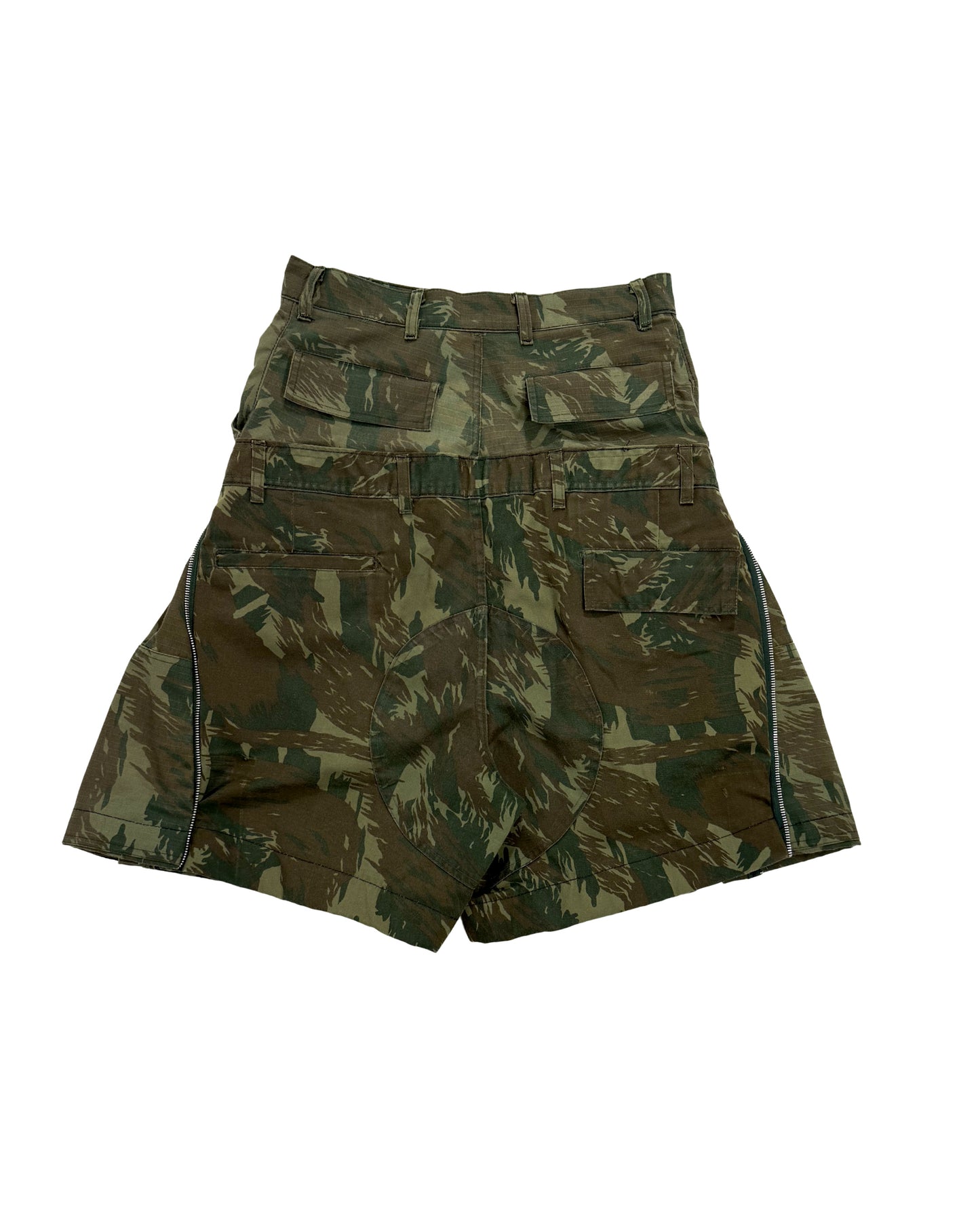 DOUBLE CAMO ZIPPO SHORTS