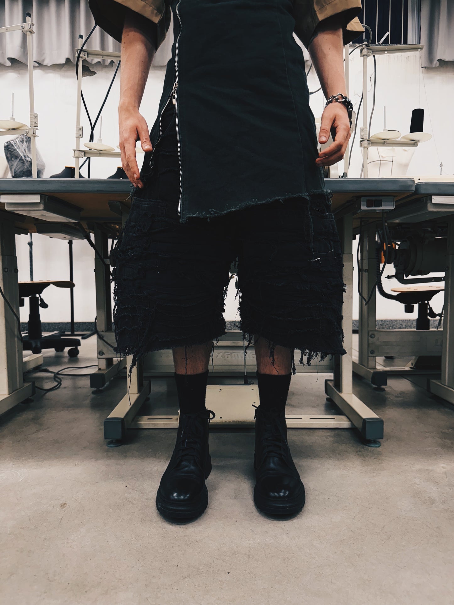 Destroyed Jorts (black)